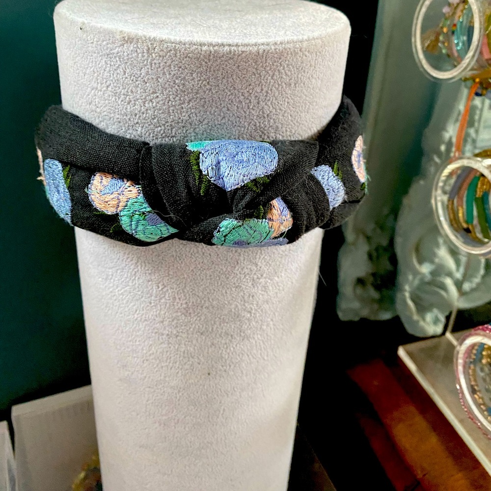 Lele Sadoughi floral headband